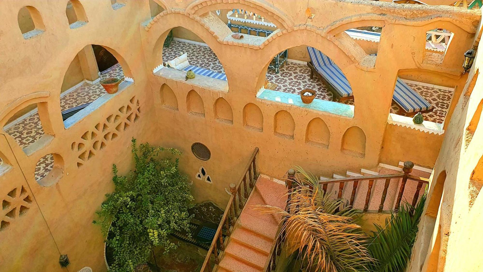 Scorpion House Luxor Hotell Exteriör bild